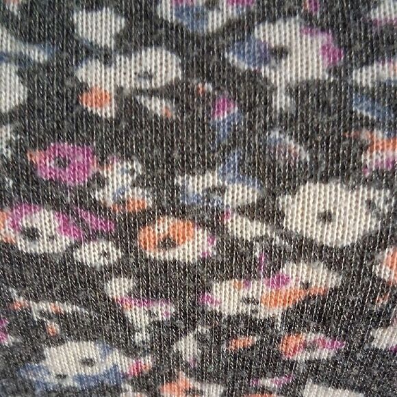 💫💫💫MUDD Floral Long Sleeve Top Size Medium - Picture 3 of 4